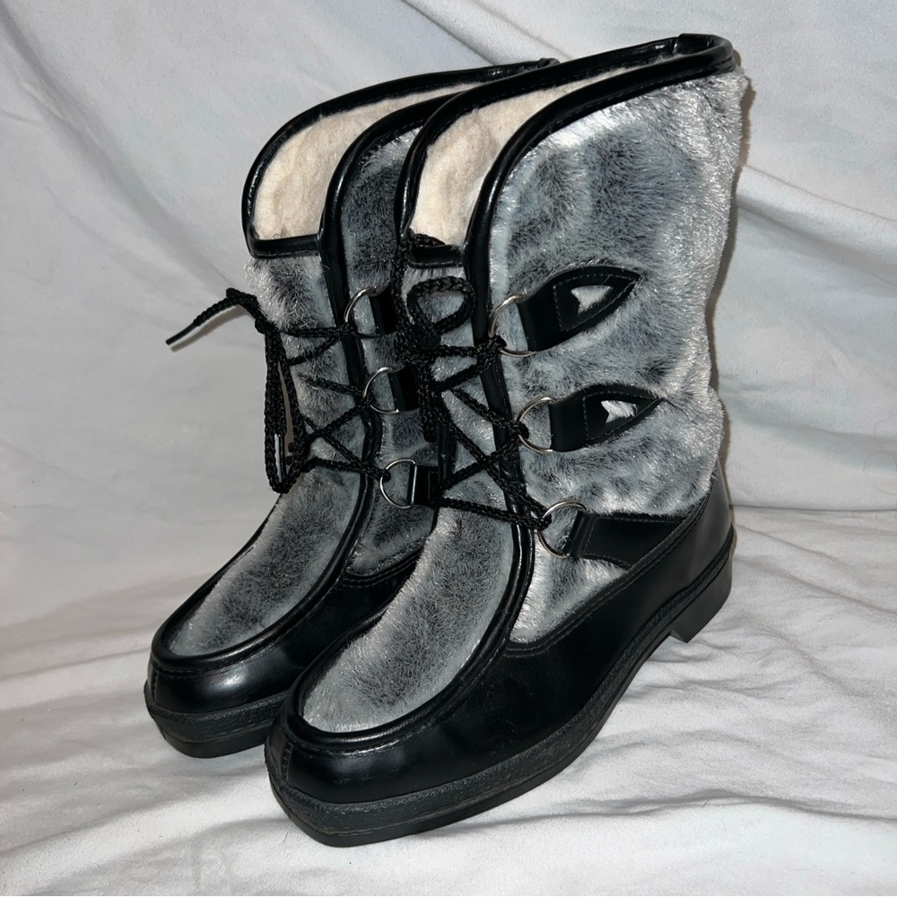 Vintage YODELERS Womens Silver Fur Sherpa Leather Winter Boots Size 6 USA MADE